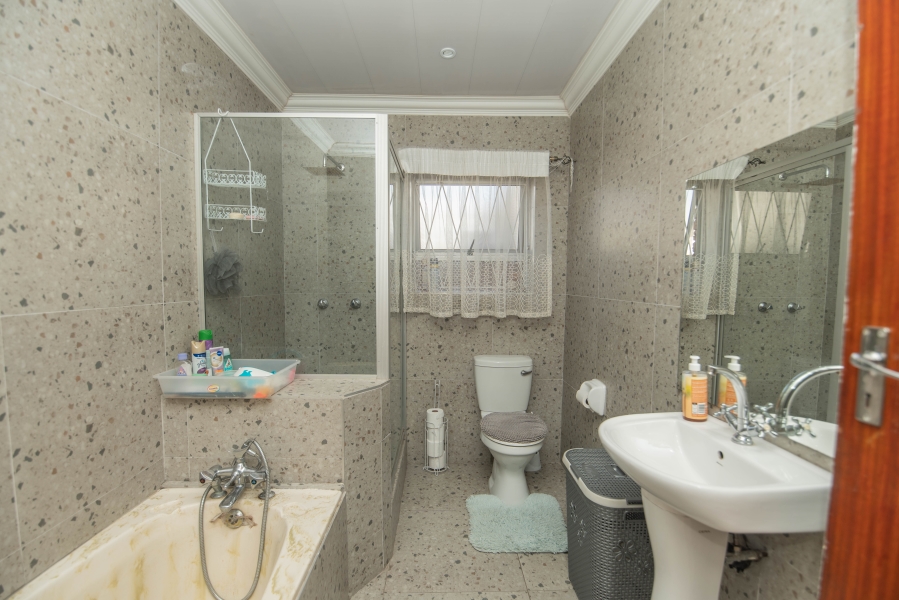 4 Bedroom Property for Sale in Malabar Eastern Cape